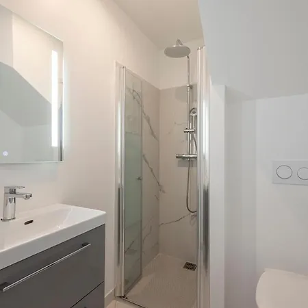 Appartamento With View Of Montmartre *