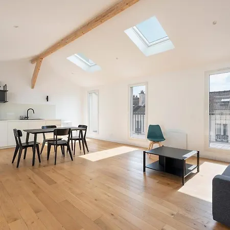 With View Of Montmartre *