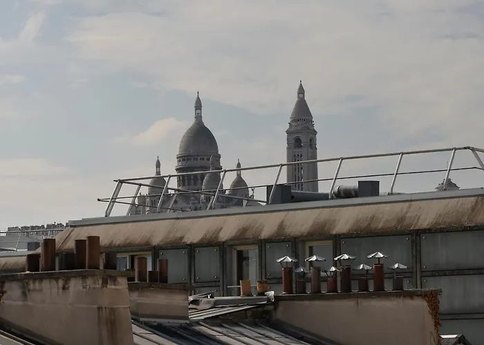 Apartmán With View Of Montmartre